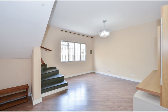 Imagem Casa com 3 Quartos à Venda, 120 m² em Vila Brasilina - São Paulo Imagem Casa com 3 Quartos à Venda, 120 m² em Vila Brasilina - São Paulo