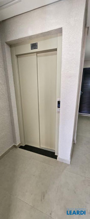 Imagem Cobertura com 2 Quartos à Venda, 90 m² em Vila Scarpelli - Santo André