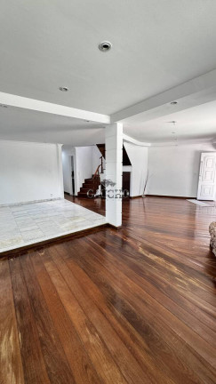 Imagem Casa com 5 Quartos à Venda, 333 m² em Barra Da Tijuca - Rio De Janeiro Imagem Casa com 5 Quartos à Venda, 333 m² em Barra Da Tijuca - Rio De Janeiro