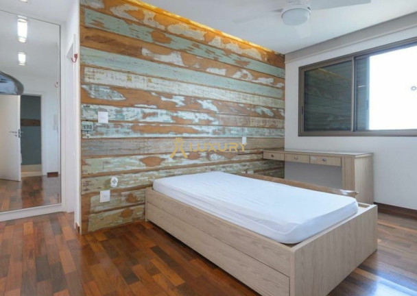 Imagem Imóvel com 4 Quartos à Venda, 244 m² em Vila Da Serra - Nova Lima Imagem Imóvel com 4 Quartos à Venda, 244 m² em Vila Da Serra - Nova Lima