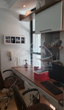 Imagem Casa com 3 Quartos à Venda, 305 m² em Centro - Arapongas Imagem Casa com 3 Quartos à Venda, 305 m² em Centro - Arapongas