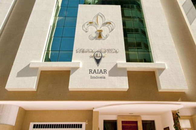 Imagem Apartamento com 3 Quartos à Venda,  em Centro - Balneário Camboriú
