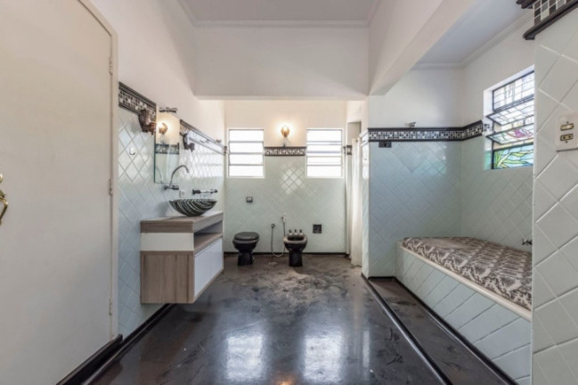 Imagem Casa com 3 Quartos à Venda, em Jardim Paulista - São Paulo Imagem Casa com 3 Quartos à Venda, em Jardim Paulista - São Paulo
