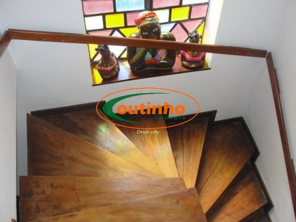 Imagem Casa com 3 Quartos à Venda, 199 m² em Tijuca - Rio De Janeiro Imagem Casa com 3 Quartos à Venda, 199 m² em Tijuca - Rio De Janeiro