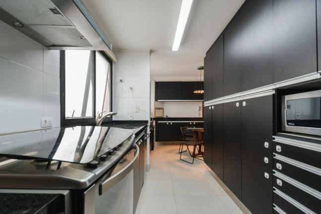 Imagem Apartamento com 4 Quartos à Venda, 172 m² em Moema - São Paulo