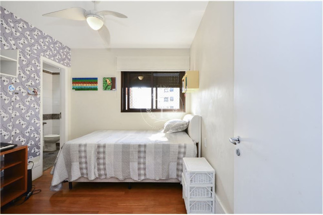 Imagem Apartamento com 4 Quartos à Venda, 210 m² em Real Parque - São Paulo