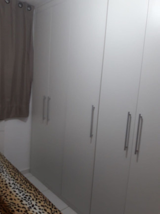 Imagem Apartamento com 2 Quartos à Venda,  em Bauru