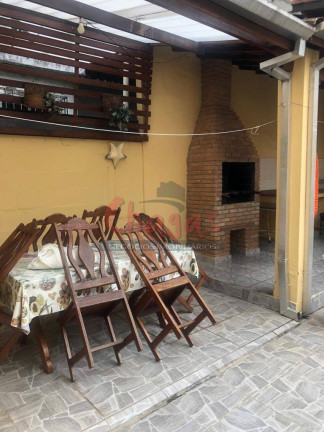 Imagem Sobrado com 6 Quartos à Venda, 200 m² em Centro - Caraguatatuba Imagem Sobrado com 6 Quartos à Venda, 200 m² em Centro - Caraguatatuba