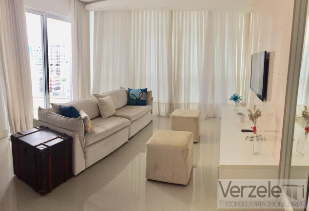 Imagem Apartamento com 3 Quartos à Venda, 130 m² em Centro - Balneário Camboriú Imagem Apartamento com 3 Quartos à Venda, 130 m² em Centro - Balneário Camboriú