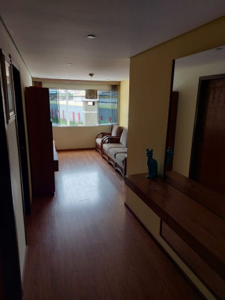 Imagem Casa com 3 Quartos à Venda, 210 m² em Guaíra - Curitiba