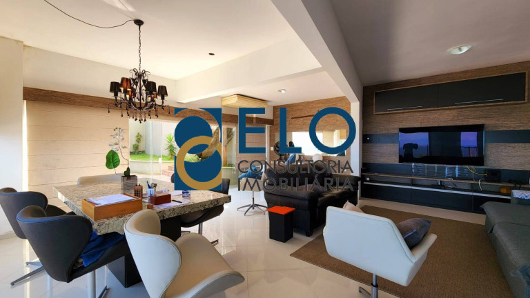 Sobrado com 4 Quartos à Venda, 800 m² em Morro Santa Terezinha - Santos