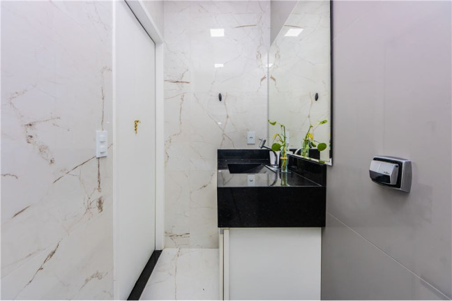 Imagem Casa com 3 Quartos à Venda, em Vila Medeiros - São Paulo Imagem Casa com 3 Quartos à Venda, em Vila Medeiros - São Paulo