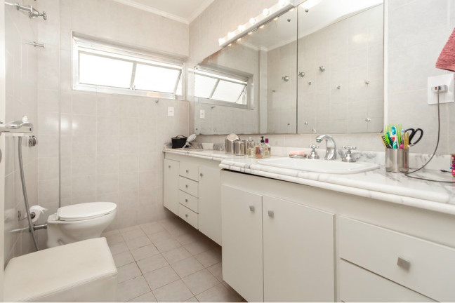 Imagem Apartamento com 3 Quartos à Venda, 260 m² em Santa Cecília - São Paulo