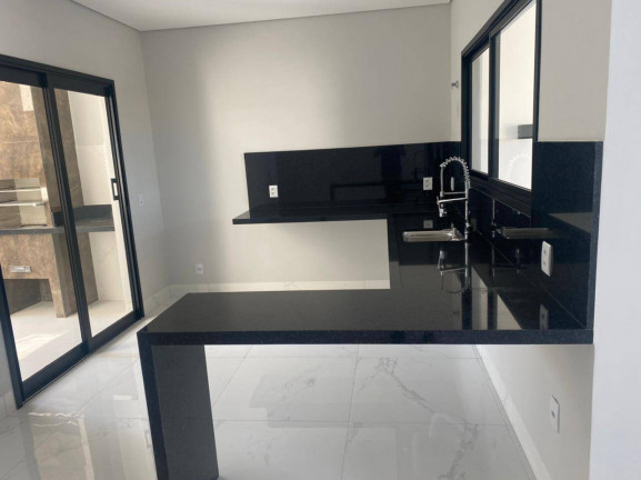 Imagem Apartamento com 3 Quartos à Venda, 210 m² em Santa Rosa - Cuiabá Imagem Apartamento com 3 Quartos à Venda, 210 m² em Santa Rosa - Cuiabá