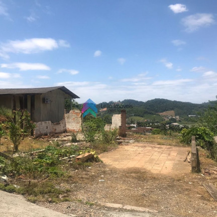 Terreno à Venda, 420 m² em Centro - Guaramirim