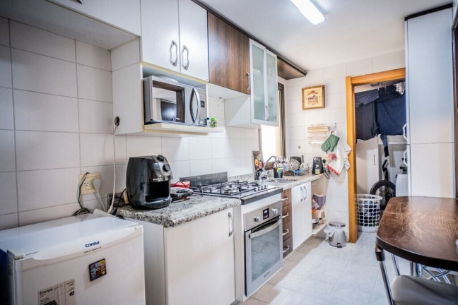 Imagem Apartamento com 3 Quartos à Venda, 90 m² em Passo Da Areia - Porto Alegre Imagem Apartamento com 3 Quartos à Venda, 90 m² em Passo Da Areia - Porto Alegre