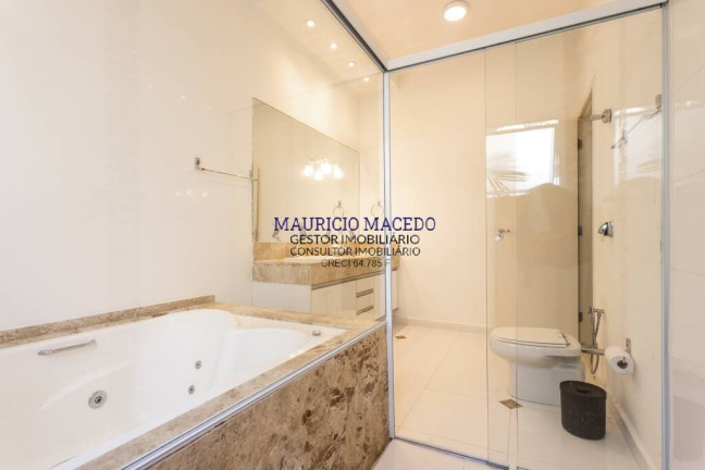 Imagem Casa com 5 Quartos à Venda, 420 m² em Alphaville - Santana De Parnaíba Imagem Casa com 5 Quartos à Venda, 420 m² em Alphaville - Santana De Parnaíba
