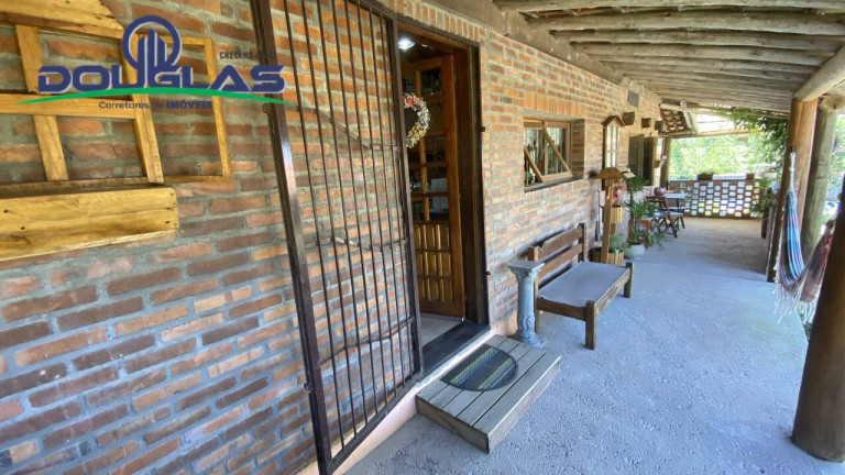 Imagem Casa com 2 Quartos à Venda, 1.000 m² em Viamão Imagem Casa com 2 Quartos à Venda, 1.000 m² em Viamão