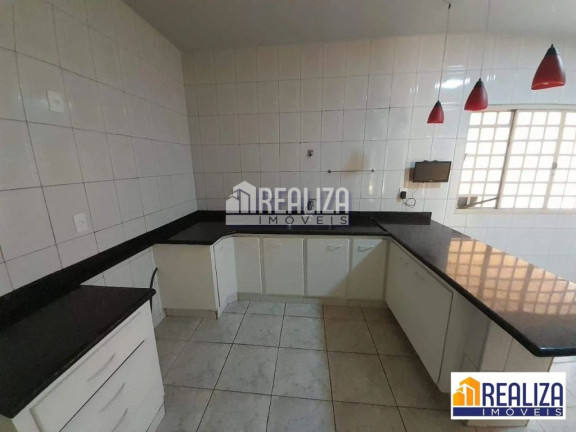 Imagem Sobrado com 4 Quartos à Venda, 170 m² em Nossa Senhora Da Abadia - Uberaba Imagem Sobrado com 4 Quartos à Venda, 170 m² em Nossa Senhora Da Abadia - Uberaba