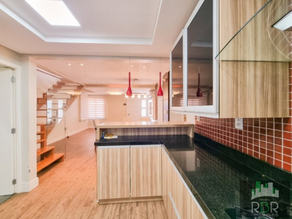 Imagem Casa com 3 Quartos à Venda, 178 m² em Caxias Do Sul