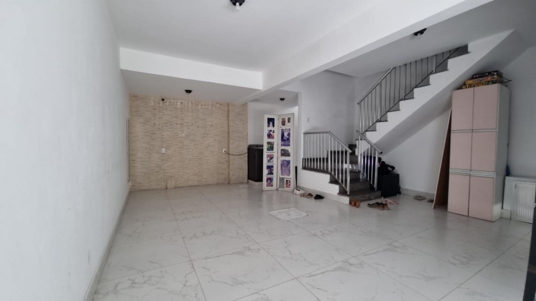 Imagem Casa com 2 Quartos à Venda, 110 m² em Ramos - Rio De Janeiro