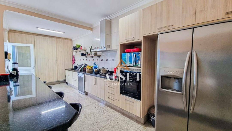 Imagem Sobrado com 5 Quartos à Venda, 242 m² em Tatuapé - São Paulo Imagem Sobrado com 5 Quartos à Venda, 242 m² em Tatuapé - São Paulo