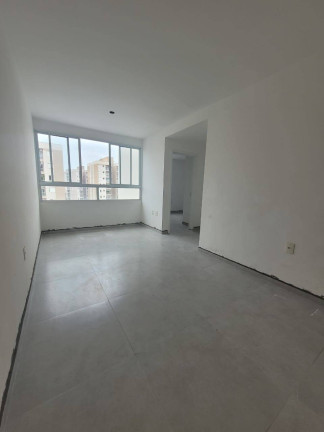 Imagem Apartamento com 2 Quartos à Venda,  em Jardim Das Colinas - Hortolândia