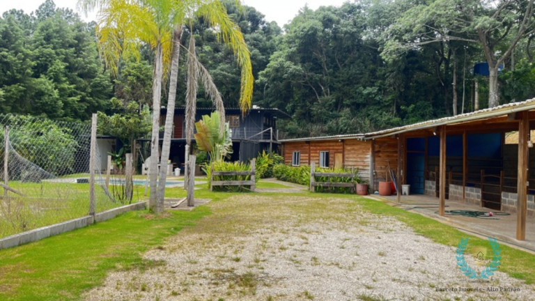 Casa de Condomínio com 1 Quarto à Venda, 250 m² em Saboó - São Roque