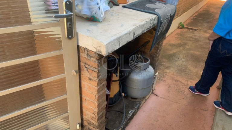 Imagem Casa com 2 Quartos à Venda, 300 m² em Centro - Araraquara Imagem Casa com 2 Quartos à Venda, 300 m² em Centro - Araraquara