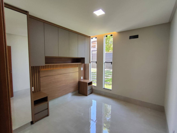 Imagem Casa com 3 Quartos à Venda, 210 m² em Cidade Satélite São Luiz - Aparecida De Goiânia
