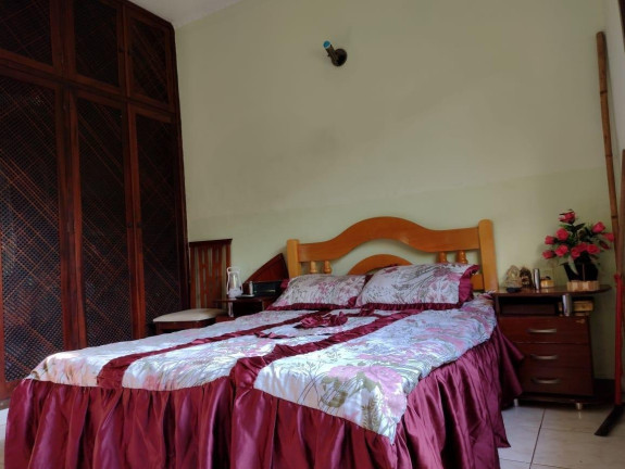 Imagem Casa com 3 Quartos à Venda, 191 m² em Flórida - Praia Grande Imagem Casa com 3 Quartos à Venda, 191 m² em Flórida - Praia Grande