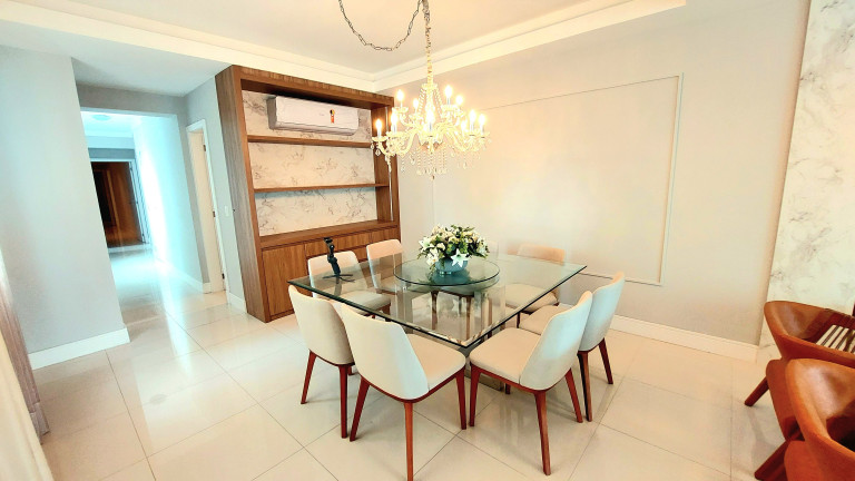 Imagem Apartamento com 3 Quartos à Venda, 143 m² em Centro - Balneário Camboriú