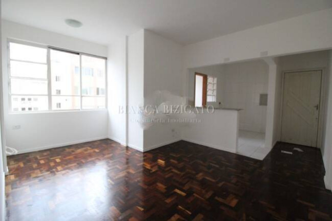 Foto do imóvel Apartamento com 2 Quartos à Venda, 84 m² em Centro - Curitiba