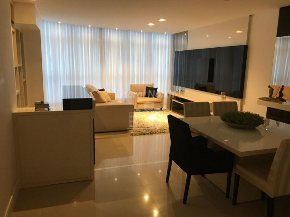 Imagem Apartamento com 3 Quartos à Venda, 130 m² em Centro - Balneário Camboriú Imagem Apartamento com 3 Quartos à Venda, 130 m² em Centro - Balneário Camboriú