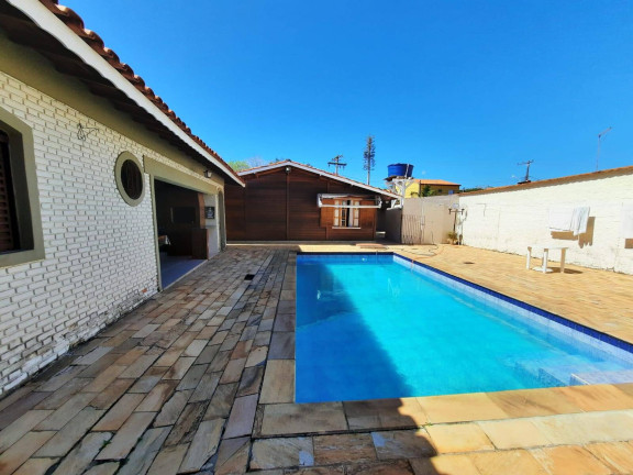 Imagem Casa com 5 Quartos à Venda, 530 m² em Centro - Atibaia