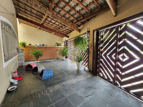 Imagem Casa com 5 Quartos à Venda, 300 m² em Centro - Mairiporã