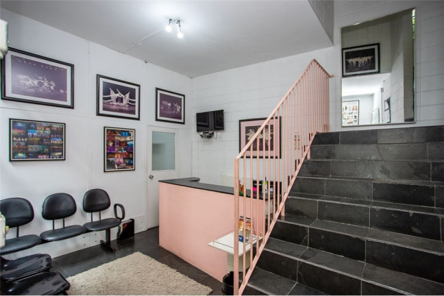 Imagem Casa com 10 Quartos à Venda, 176 m² em Jardim Da Saúde - São Paulo Imagem Casa com 10 Quartos à Venda, 176 m² em Jardim Da Saúde - São Paulo