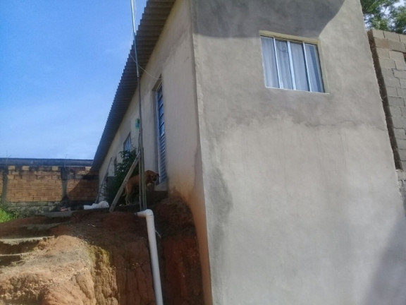 Imagem Casa com 1 Quarto à Venda, em Pq. Imperial - Jacareí Imagem Casa com 1 Quarto à Venda, em Pq. Imperial - Jacareí