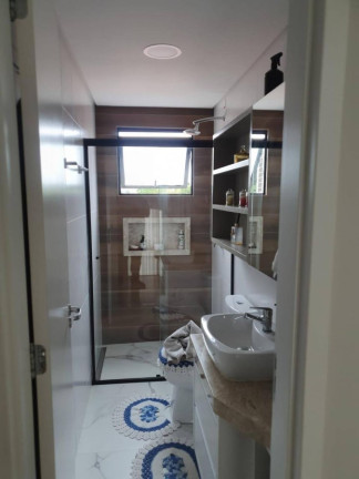 Imagem Sobrado com 3 Quartos à Venda, 182 m² em Xaxim - Curitiba