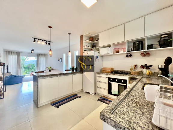 Imagem Casa de Condomínio com 3 Quartos à Venda, 102 m² em Albuquerque - Teresópolis Imagem Casa de Condomínio com 3 Quartos à Venda, 102 m² em Albuquerque - Teresópolis