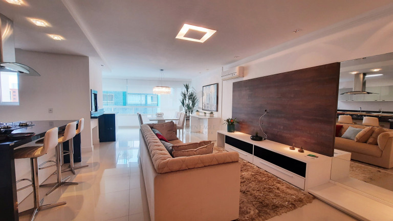 Apartamento com 3 Quartos à Venda, 256 m² em Centro - Balneário Camboriú