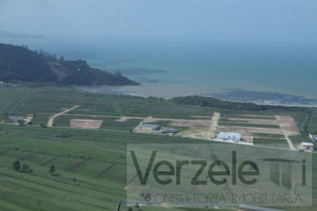 Imagem Terreno à Venda, 360 m² em Santa Clara - Tijucas Imagem Terreno à Venda, 360 m² em Santa Clara - Tijucas