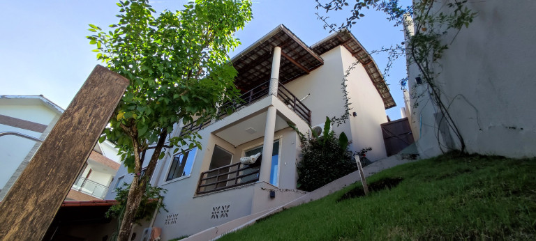 Imagem Casa com 5 Quartos à Venda, 218 m² em Estrada Do Coco  - Lauro De Freitas
