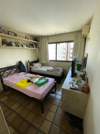 Imagem Apartamento com 4 Quartos à Venda, 228 m² em Graças - Recife
