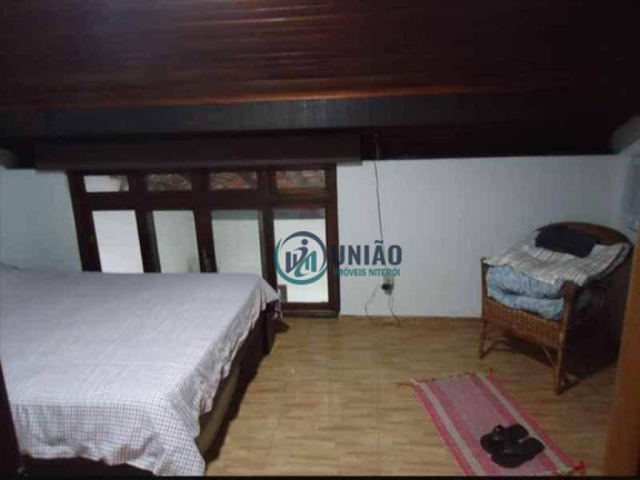 Imagem Casa com 3 Quartos à Venda, 160 m² em Piratininga - Niterói Imagem Casa com 3 Quartos à Venda, 160 m² em Piratininga - Niterói