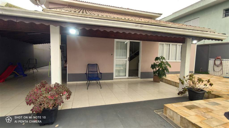 Imagem Sobrado com 4 Quartos à Venda, 267 m² em Balneario Florida - Praia Grande