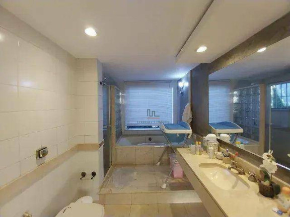 Imagem Casa com 6 Quartos à Venda, 300 m² em Piratininga - Niterói Imagem Casa com 6 Quartos à Venda, 300 m² em Piratininga - Niterói