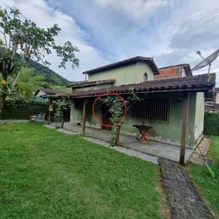Sobrado com 2 Quartos à Venda, 80 m² em Boiçucanga - São Sebastião