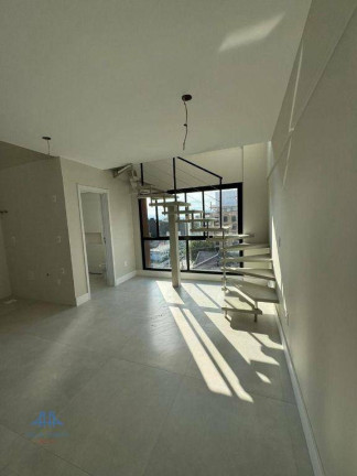 Imagem Loft com 1 Quarto à Venda, 46 m² em Centro - Florianópolis