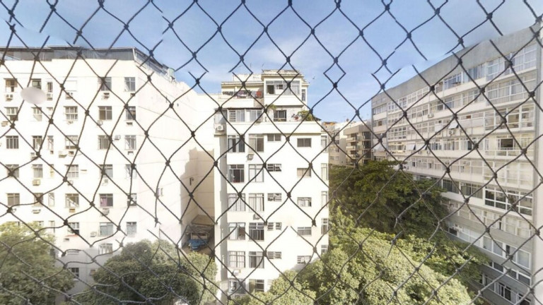 Imagem Imóvel com 2 Quartos à Venda, 139 m² em Copacabana - Rio De Janeiro Imagem Imóvel com 2 Quartos à Venda, 139 m² em Copacabana - Rio De Janeiro